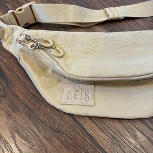 BEIS The Sport Pack in Beige - Crossbody Bag